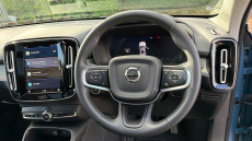 Volvo XC40 2.0 B4P Ultimate Dark 5dr Auto Petrol Estate